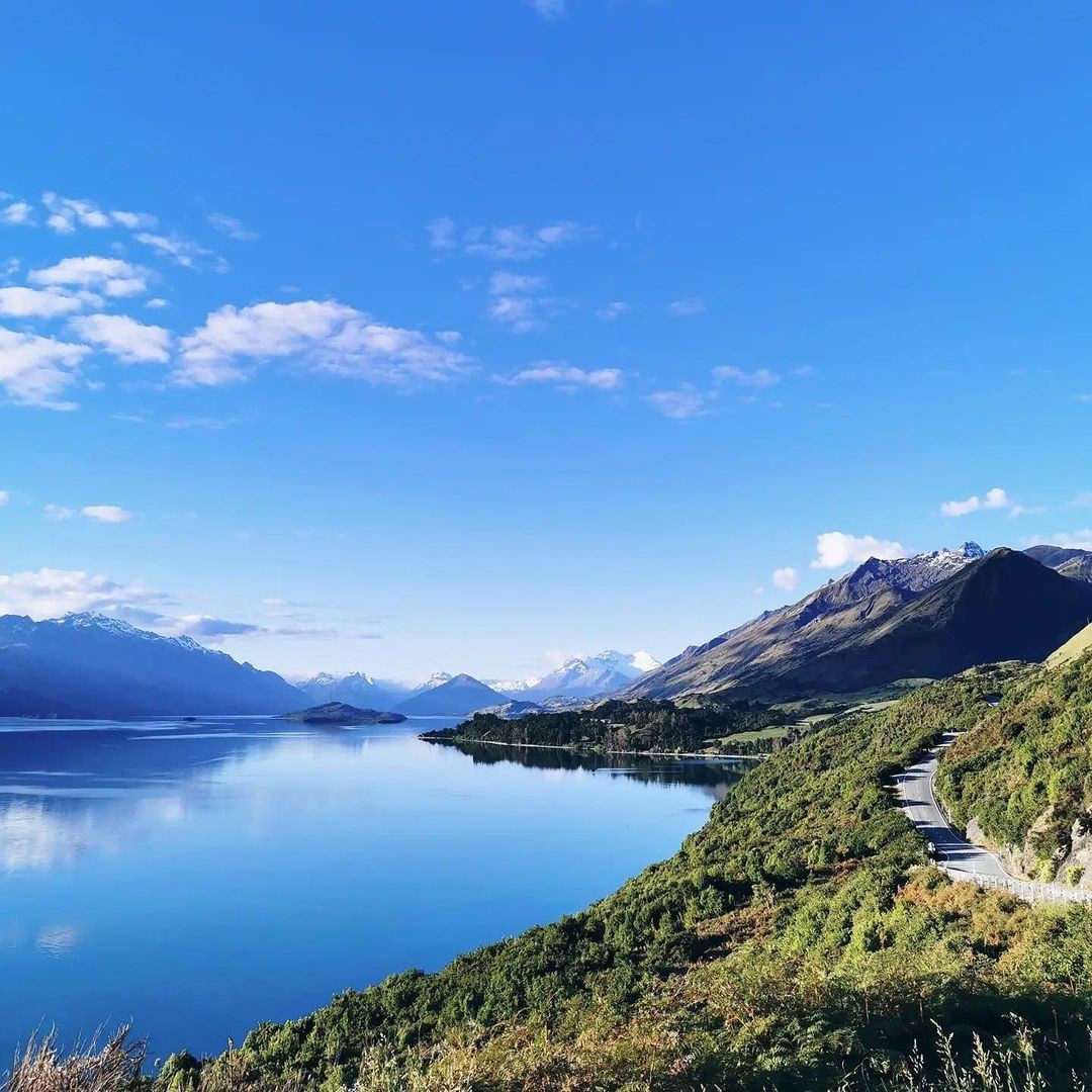 An incredible image of the Queenstown Glenorchy road that hugs the edge of Lake Wakatipu.