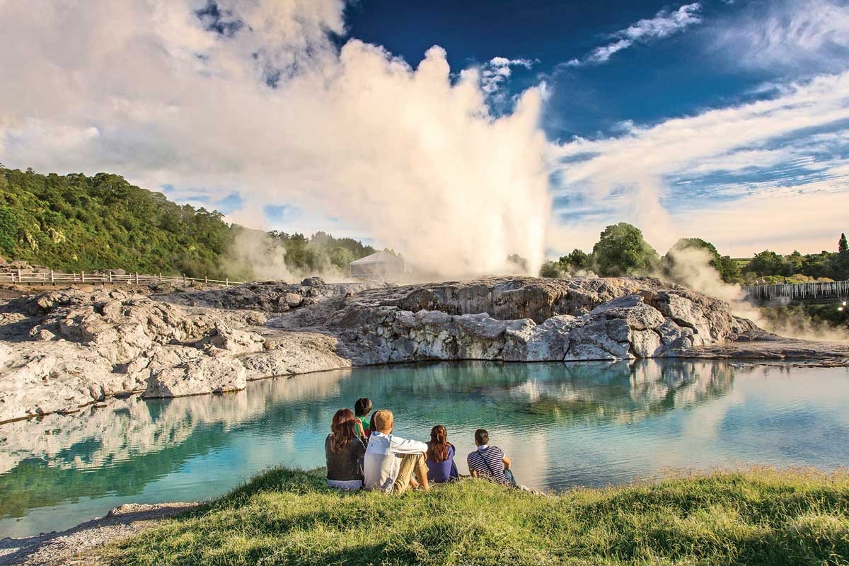 Rotorua Tours – Best Tours & Sightseeing