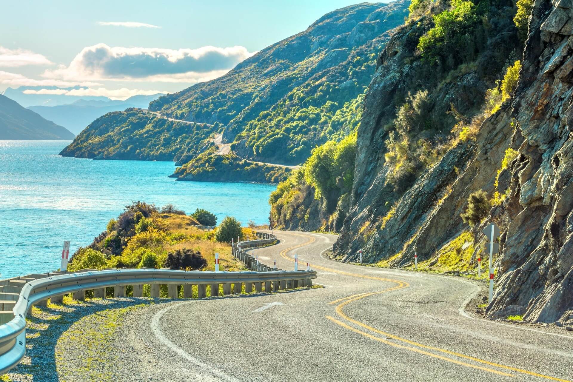 Scenic drive from Queenstown to Glenorchy that hugs the side of lake Wakatipu.