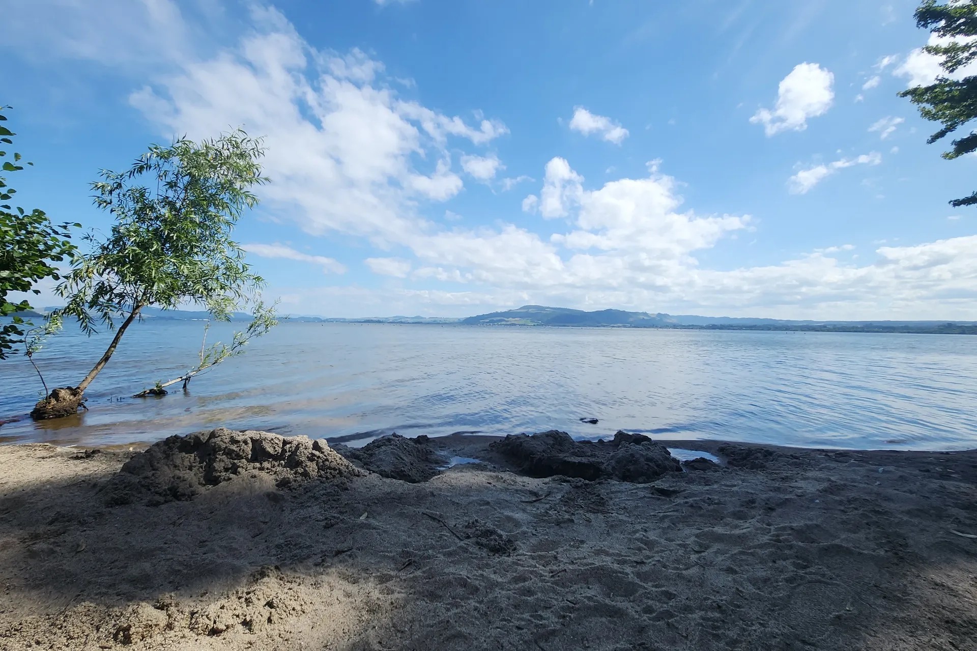 Lakefront view from the Hamurana Springs campground.
