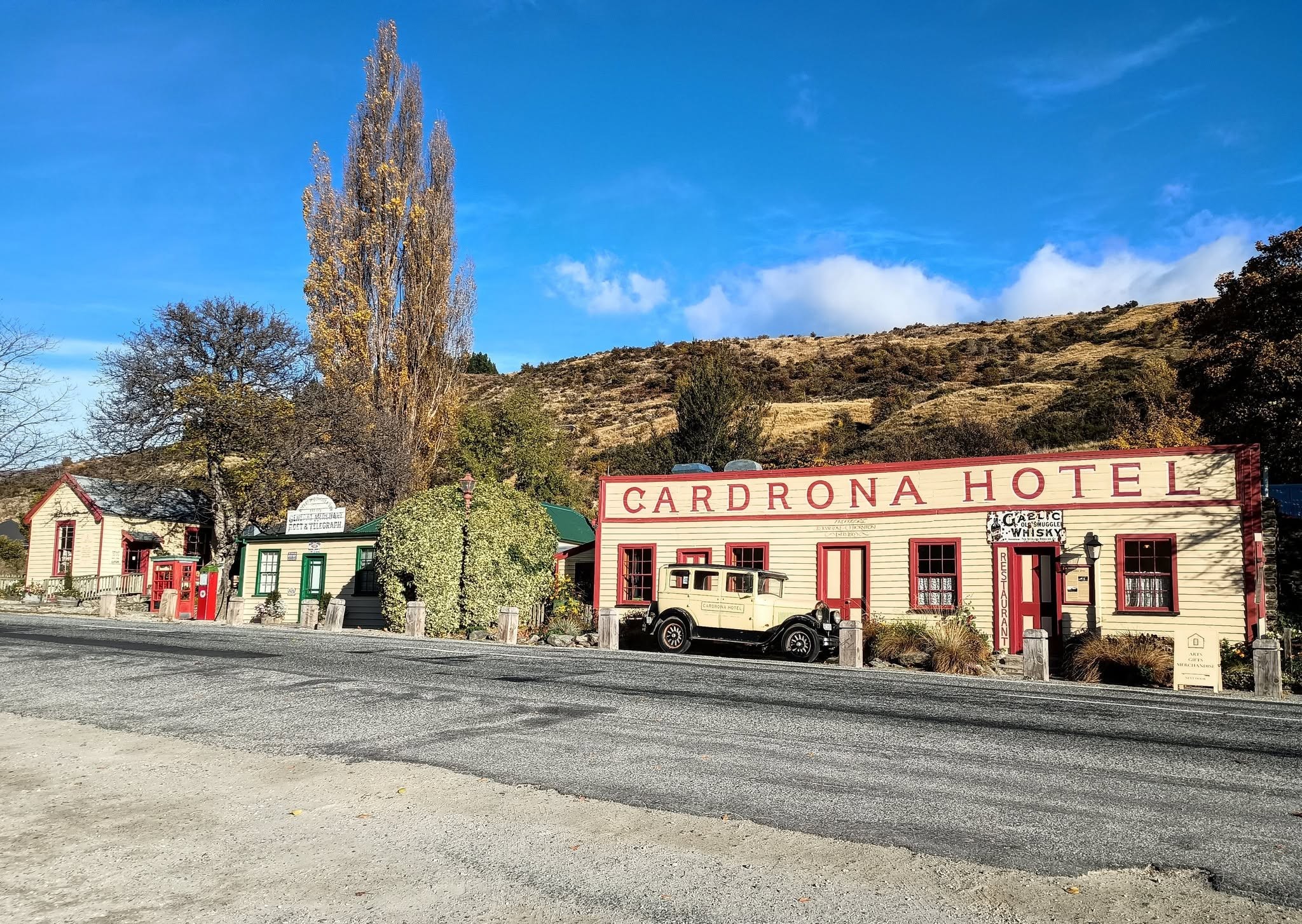 Hotel and restaurant in an 1860s building.